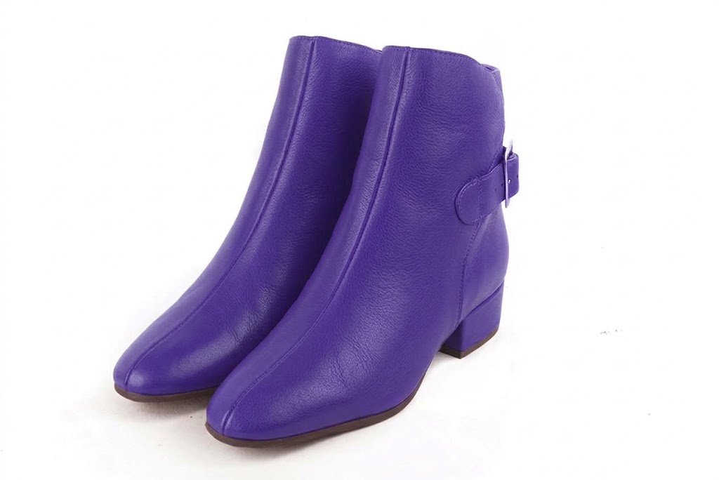 Women's violet purple back-buckle ankle boots with round toe and low block heel - Front view